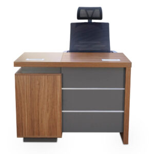 Dynamics Executive brown and black office table